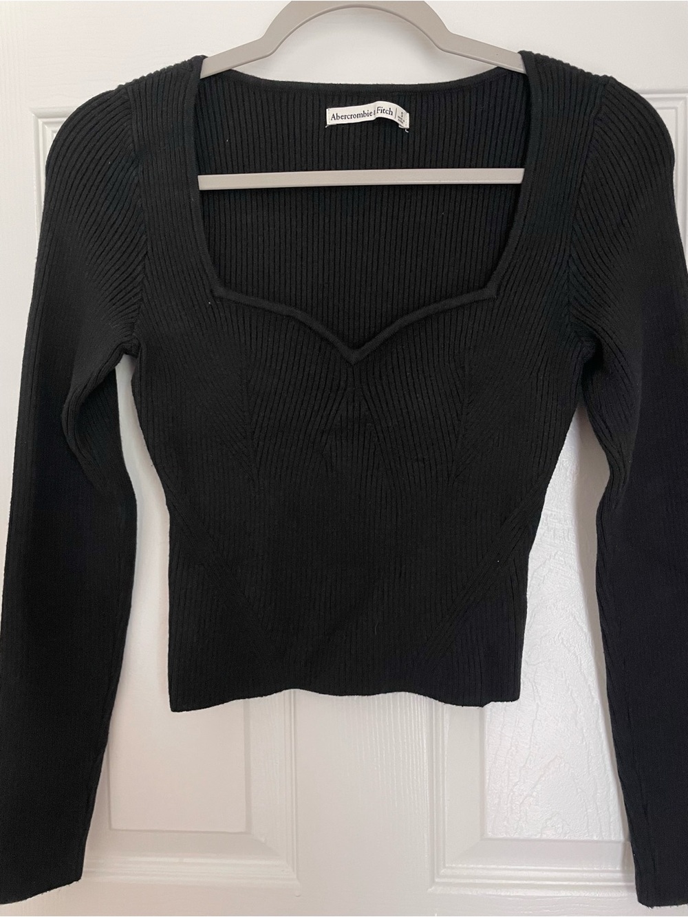 Abercrombie Ribbed Sweetheart Neck Top